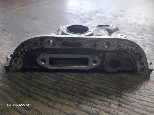 bontott VW POLO III Olajszivattyú