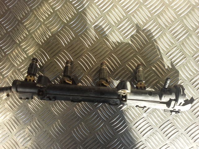 bontott VW POLO III Porlasztó (1 db)