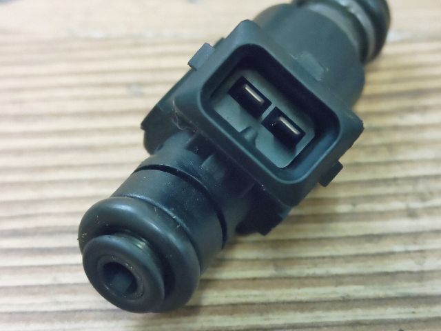 bontott VW POLO III Porlasztó (1 db)