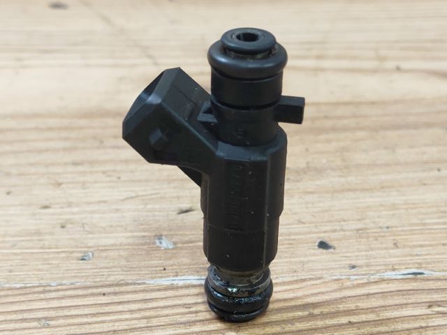 bontott VW POLO III Porlasztó (1 db)