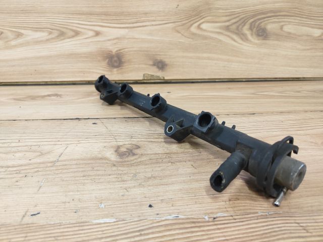 bontott VW POLO III Porlasztó Sor / Híd