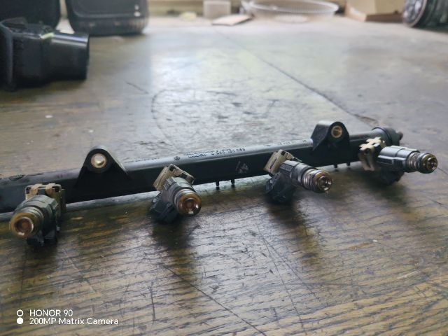 bontott VW POLO III Porlasztó Sor / Híd