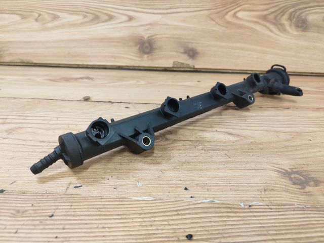 bontott VW POLO III Porlasztó Sor / Híd