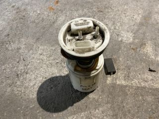 bontott VW POLO III Üzemanyag Szivattyú