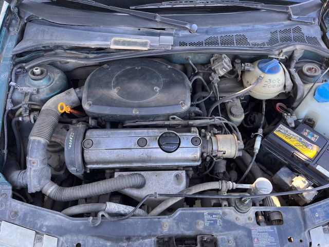 bontott VW POLO III Jobb első Csonkállvány Kerékaggyal