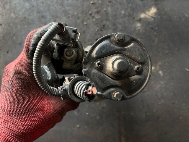 bontott VW POLO III Önindító