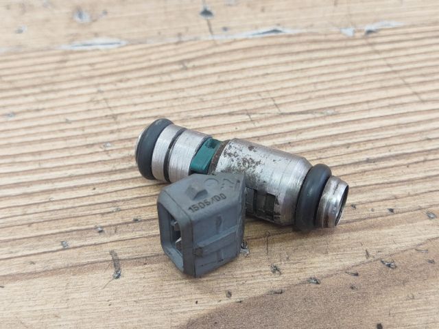 bontott VW POLO III Porlasztó (1 db)