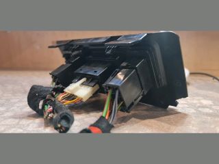 bontott VW POLO III Ablakemelő Kapcsoló Négyes / Kettes