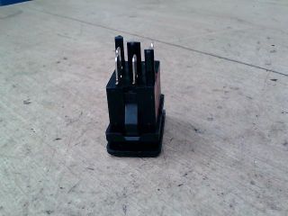 bontott VW POLO III Ablakemelő Kapcsoló (Pozíciófüggetlen)