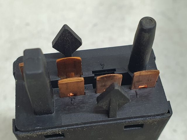 bontott VW POLO III Ablakfűtés Kapcsoló