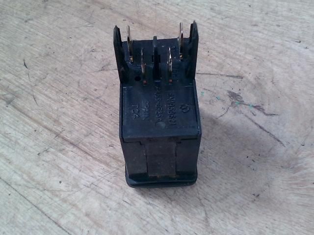 bontott VW POLO III Ablakfűtés Kapcsoló