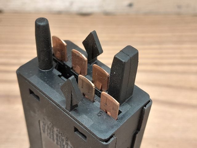 bontott VW POLO III Ablakfűtés Kapcsoló