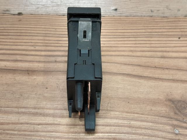 bontott VW POLO III Ablakfűtés Kapcsoló