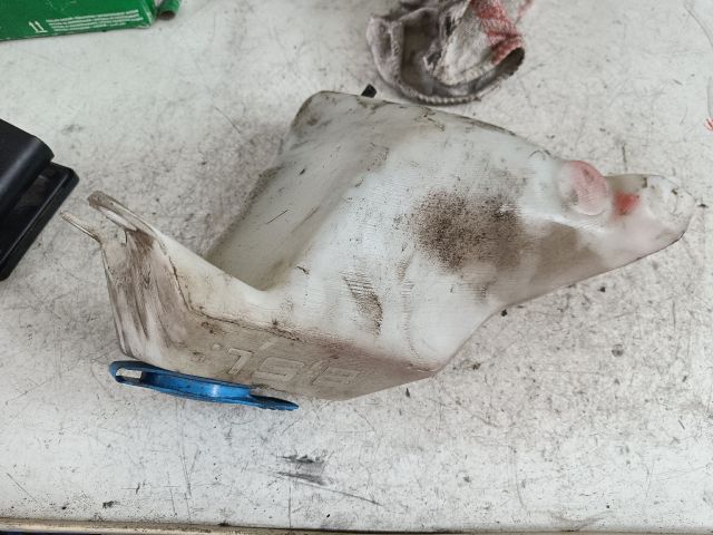 bontott VW POLO III Ablakmosó Tartály