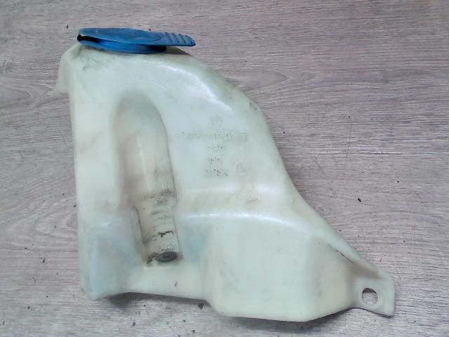 bontott VW POLO III Ablakmosó Tartály