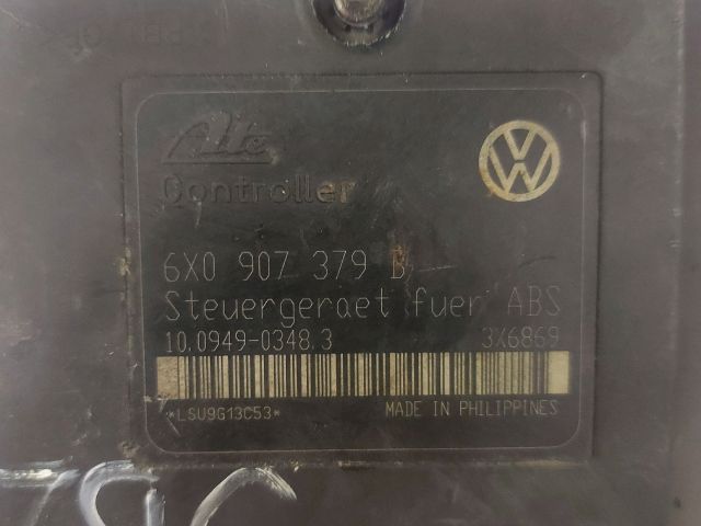 bontott VW POLO III ABS Kocka