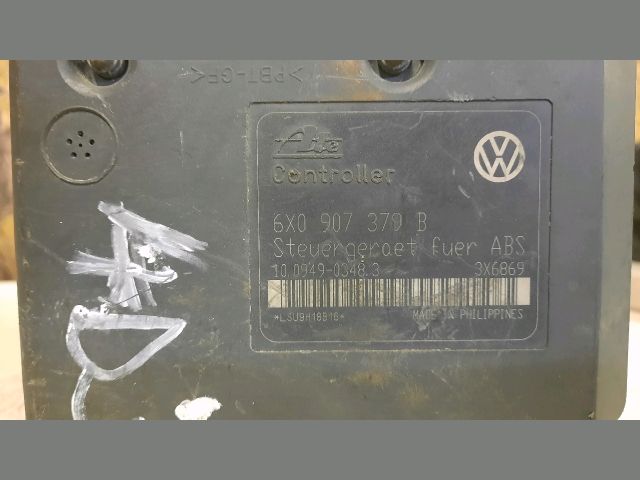 bontott VW POLO III ABS Kocka
