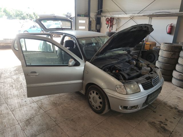 bontott VW POLO III Bal A Oszlop Burkolat