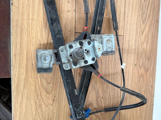 bontott VW POLO III Bal első Ablakemelő Szerkezet (Elektromos)