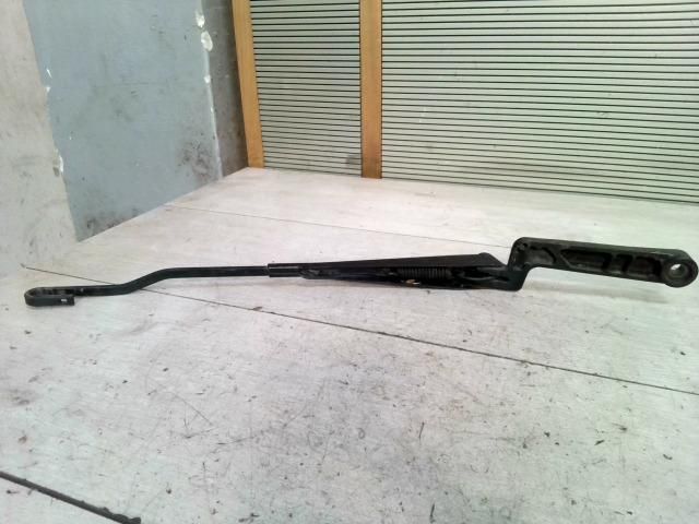 bontott VW POLO III Bal első Ablaktörlő Kar