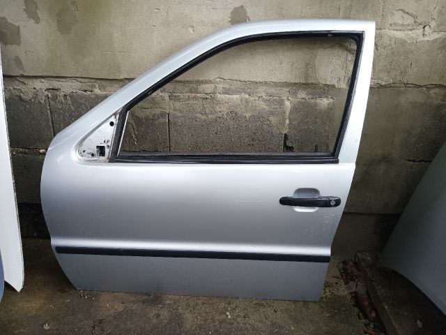 bontott VW POLO III Bal első Ajtó (Részeivel)