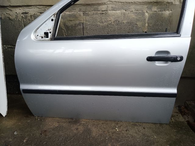 bontott VW POLO III Bal első Ajtó (Részeivel)