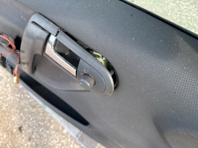 bontott VW POLO III Bal első Ajtó (Részeivel)