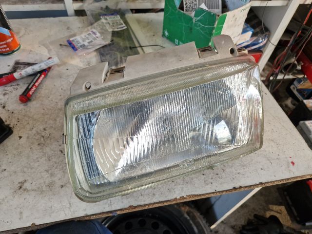 bontott VW POLO III Bal Fényszóró