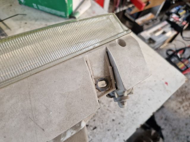 bontott VW POLO III Bal Fényszóró