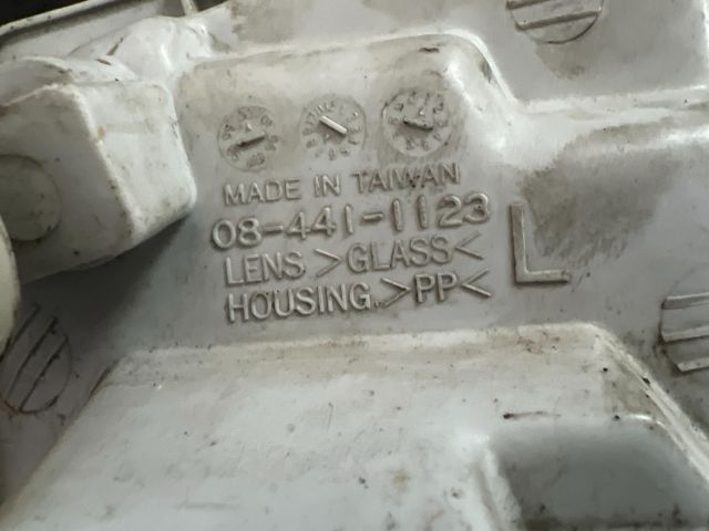 bontott VW POLO III Bal Fényszóró