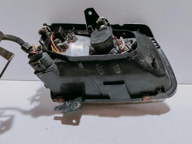 bontott VW POLO III Bal Fényszóró