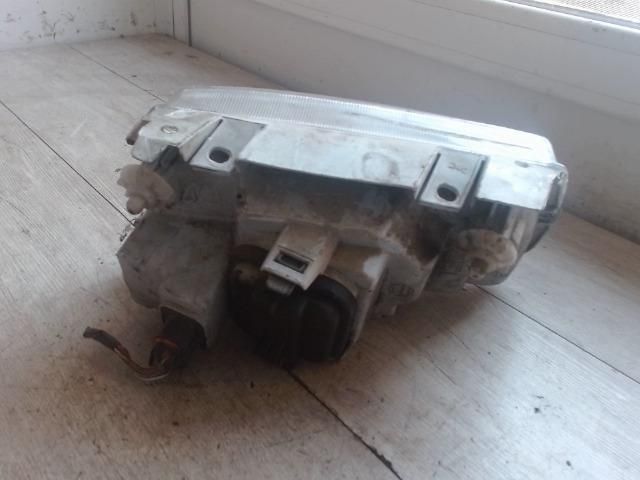 bontott VW POLO III Bal Fényszóró