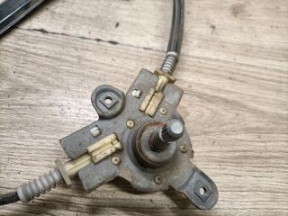 bontott VW POLO III Bal hátsó Ablakemelő Szerkezet (Mechanikus)