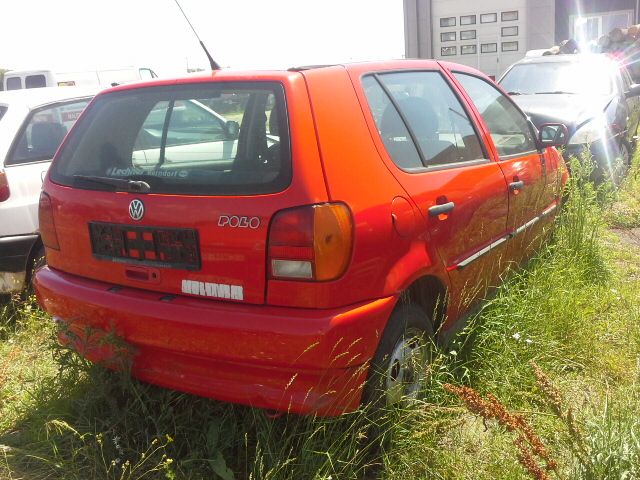 bontott VW POLO III Bal hátsó Ajtó (Részeivel)