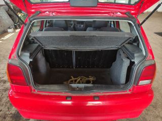 bontott VW POLO III Bal hátsó Dobbetét (Kerékjárati, Műanyag)