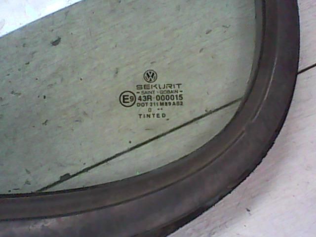 bontott VW POLO III Bal hátsó Fixüveg (Ajtóban)