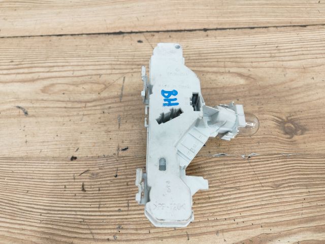 bontott VW POLO III Bal Hátsó Lámpa Foglalat