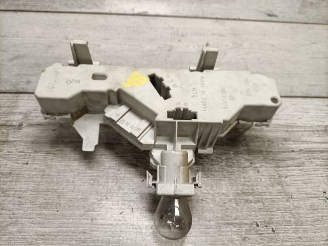 bontott VW POLO III Bal Hátsó Lámpa Foglalat