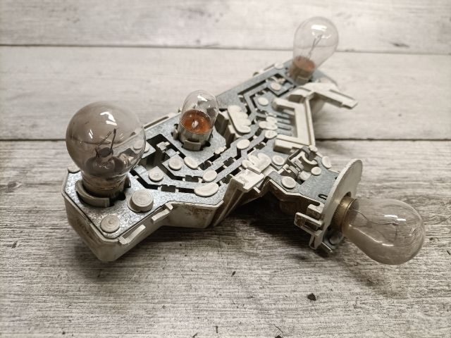 bontott VW POLO III Bal Hátsó Lámpa Foglalat