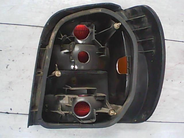 bontott VW POLO III Bal Hátsó Lámpa