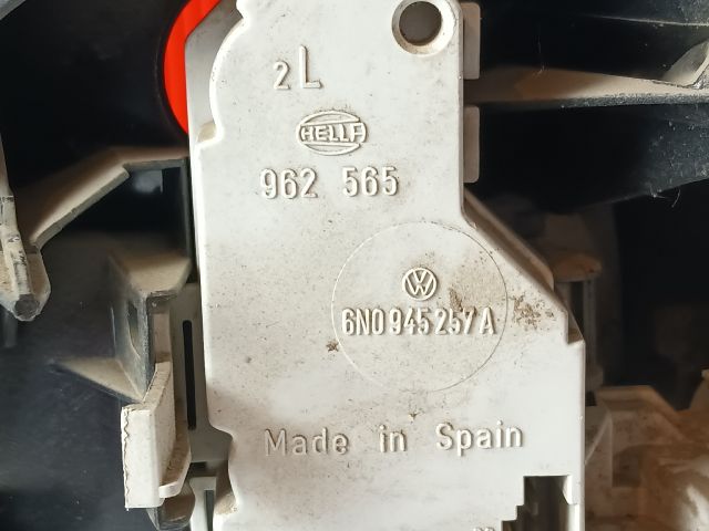 bontott VW POLO III Bal Hátsó Lámpa