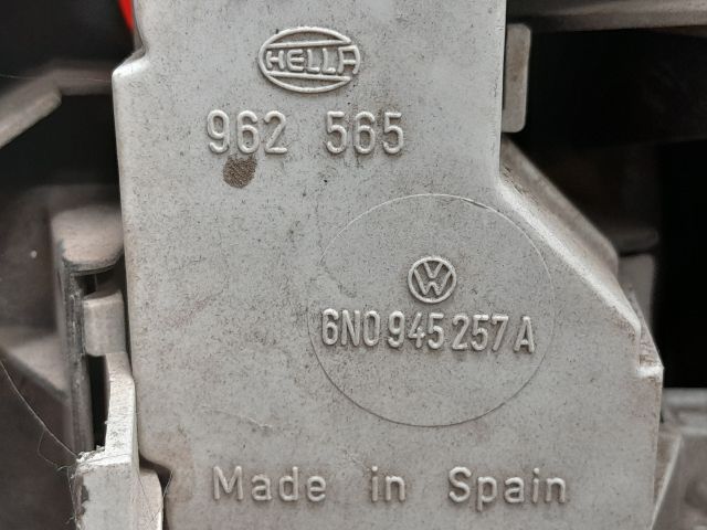 bontott VW POLO III Bal Hátsó Lámpa