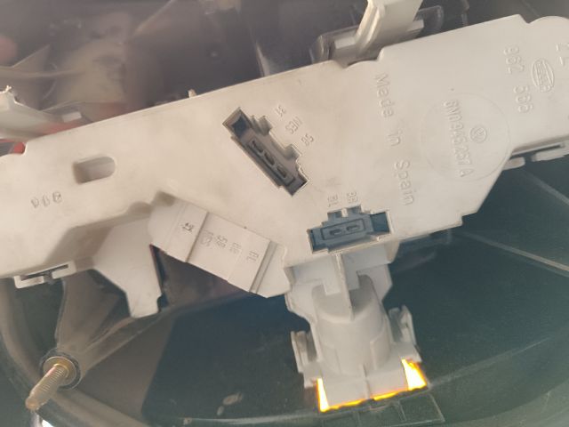 bontott VW POLO III Bal Hátsó Lámpa