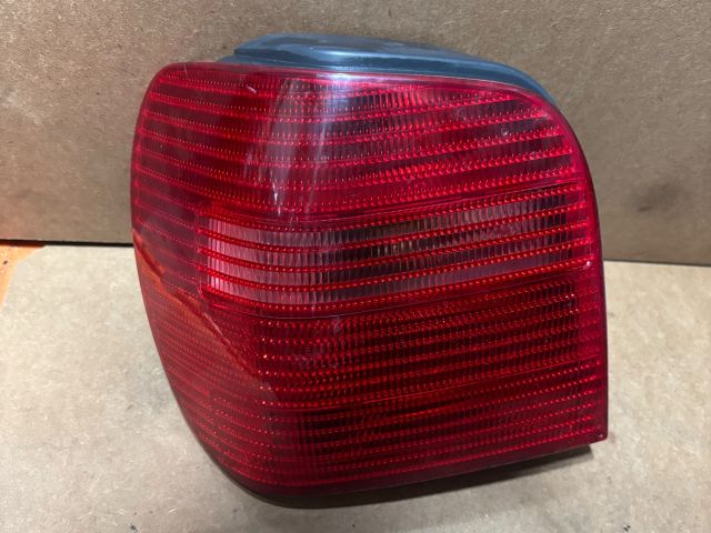 bontott VW POLO III Bal Hátsó Lámpa