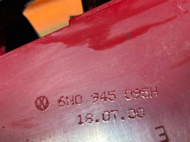 bontott VW POLO III Bal Hátsó Lámpa