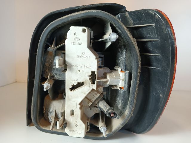 bontott VW POLO III Bal Hátsó Lámpa