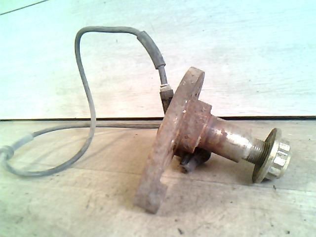 bontott VW POLO III Bal hátsó Tengelycsonk