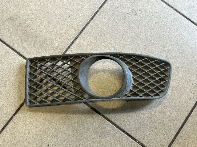 bontott VW POLO III Bal Ködlámpa Rács