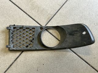 bontott VW POLO III Bal Ködlámpa Rács