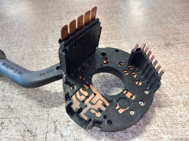 bontott VW POLO III Bal Kormánykapcsoló Irányjelző